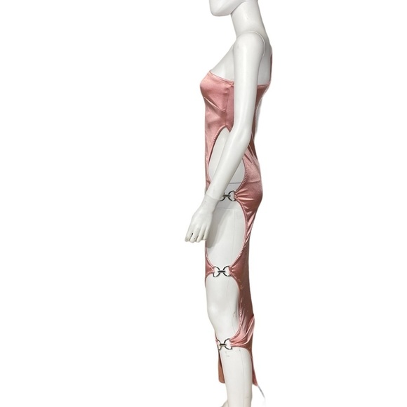 One Shoulder Sexy Cut Out Dress
New - Picture 3 of 6